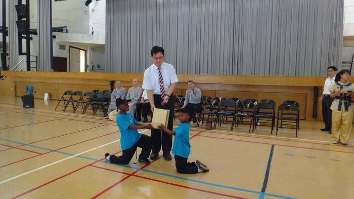 非洲賴索托22位院童與實踐大學高雄校區宋江陣社團交流