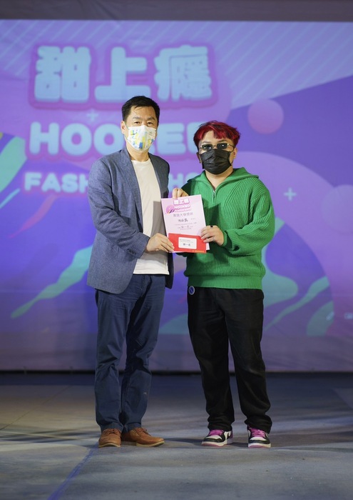 服飾設計與經營學系「甜上癮」Hooked服裝秀圖片